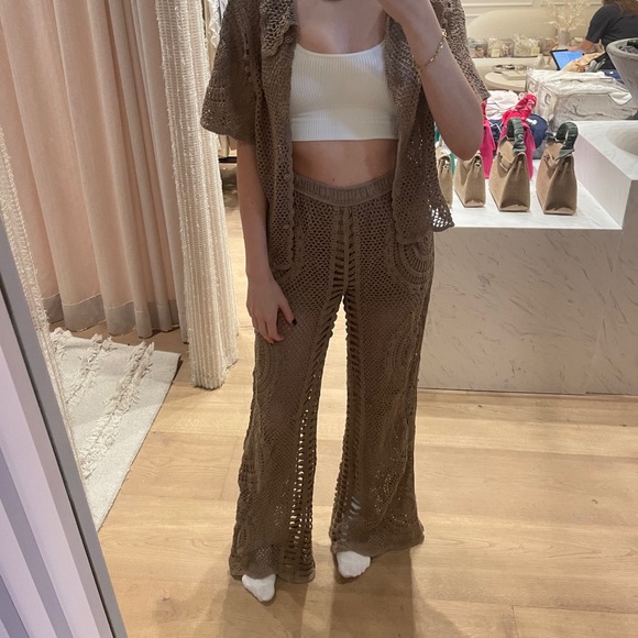 NWT Brown crochet set - Picture 2 of 3